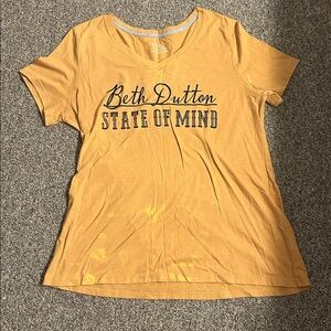 Yellowstone Beth Dutton T shirt Lg